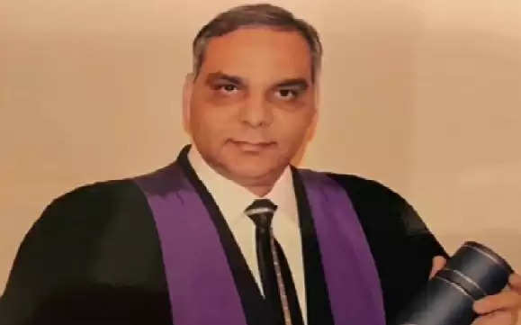 DR. BHUPENDRE CHOUDHRY