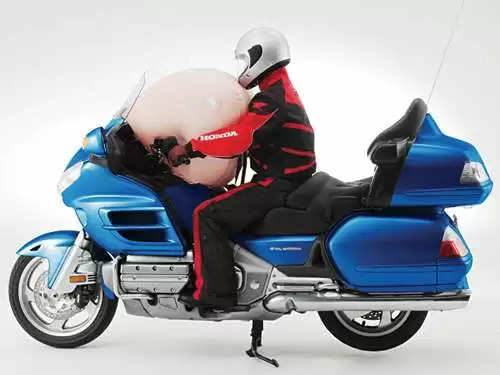airbag in two wheeler