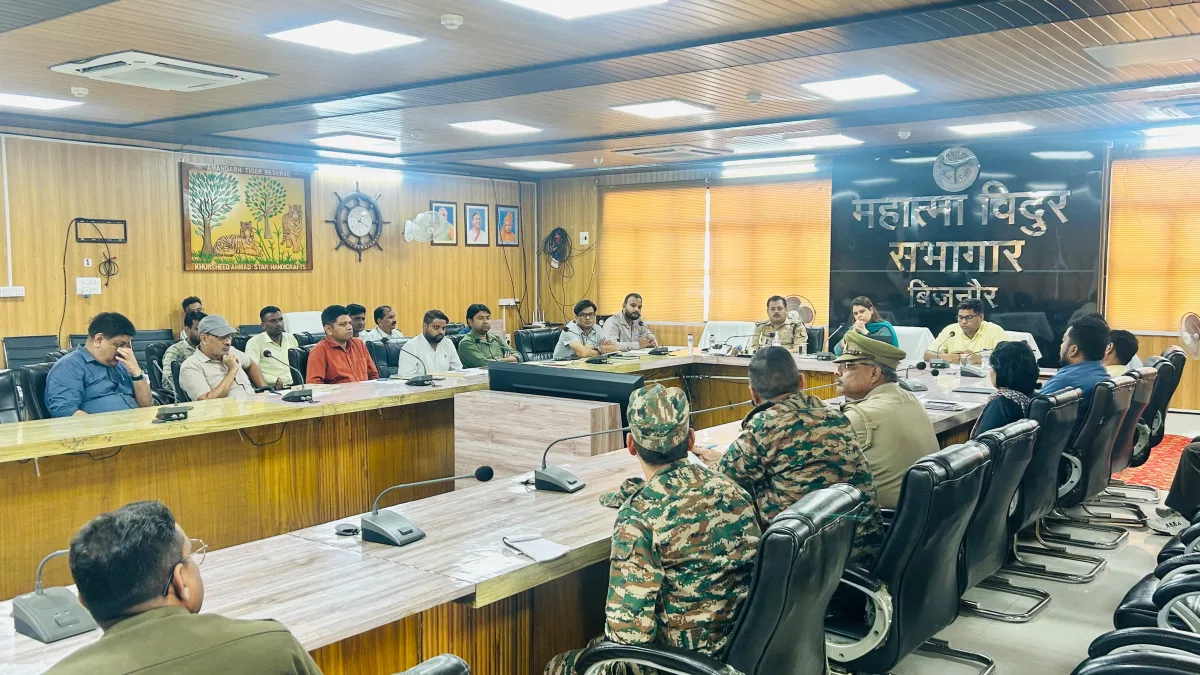 बिजनौर : डीएम ने की मॉक ड्रिल की तैयारियों की समीक्षा, सभी 5 तहसीलों में होगा आपदा प्रबंधन का पूर्वाभ्यास